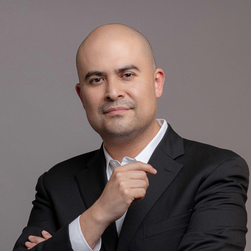 Roberto Duran-Fernandez